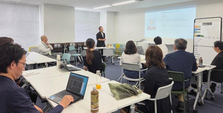 登壇者による説明の様子